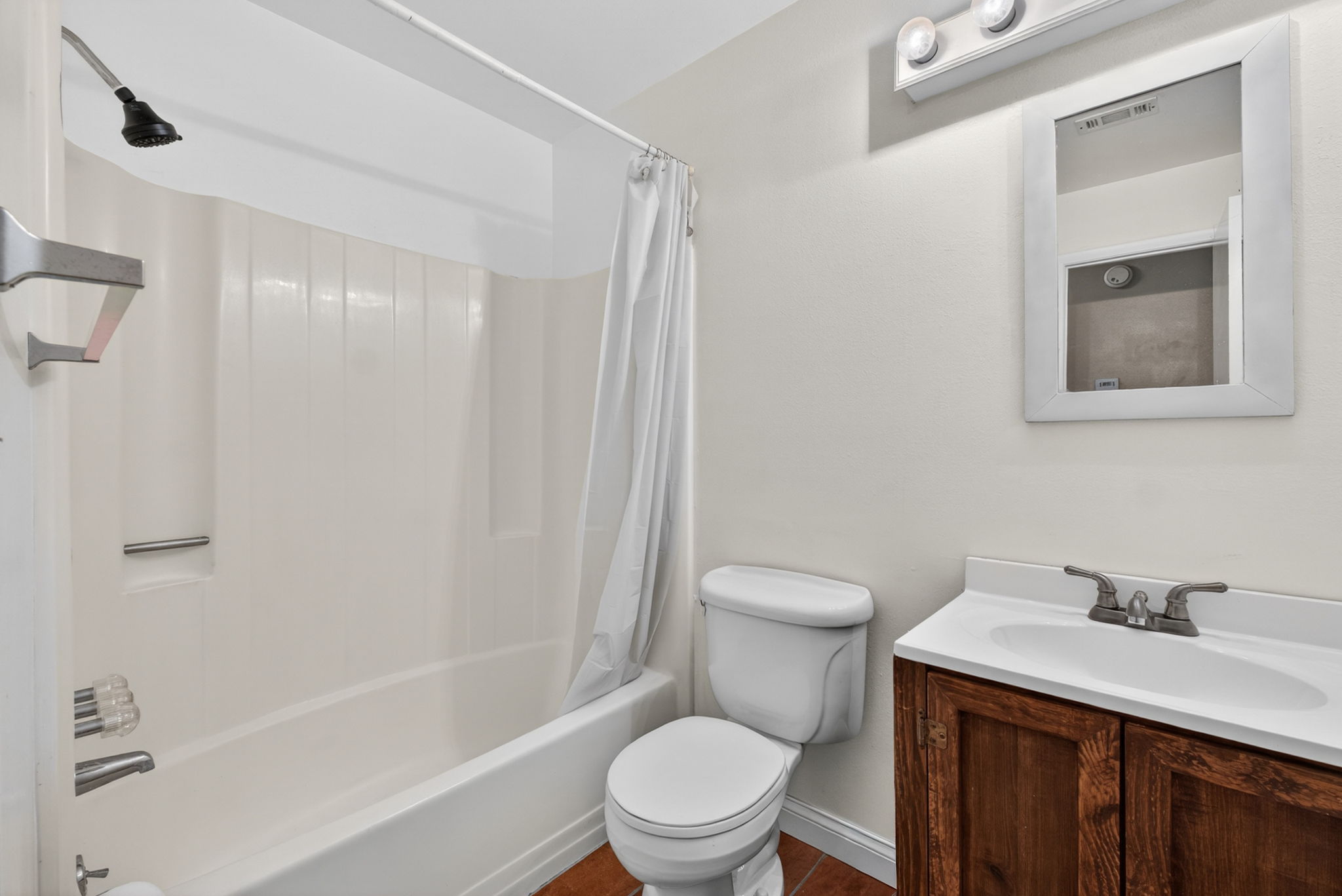 1317 Periwinkle Ct — frame 5