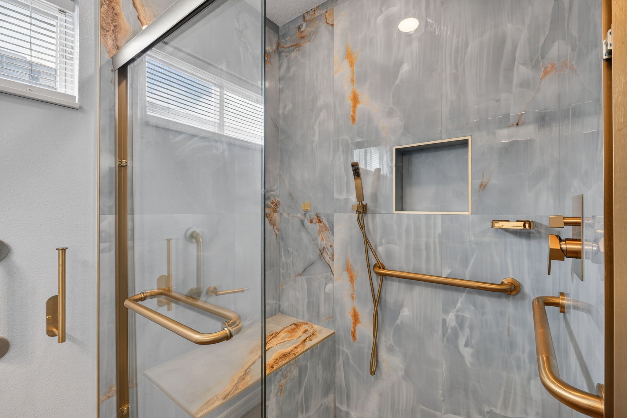 15162 Spinnaker Cove Ln — frame 6